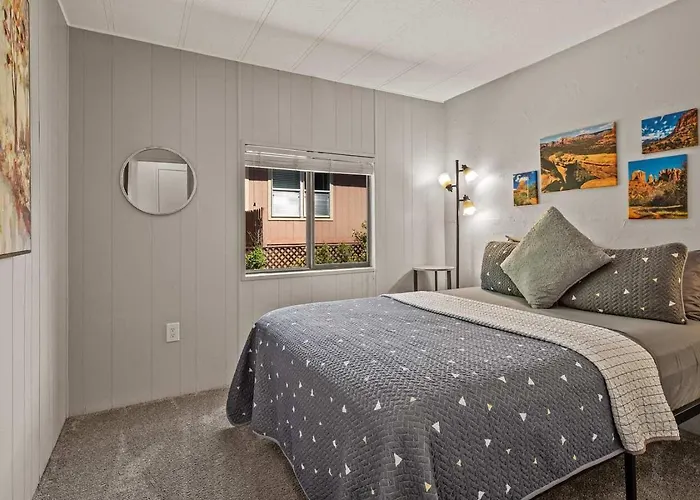 Red Rock Getaway With Jacuzzi In West For Family Holiday home Sedona